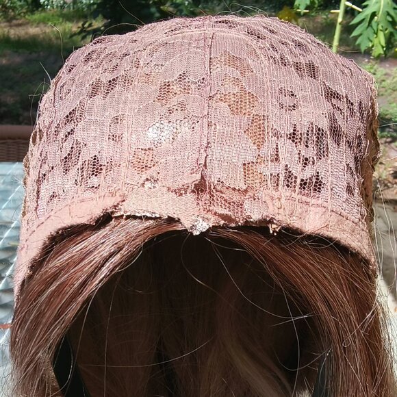 Womens 💗 Blonde And Brown Synthetic Ombre 26" Long Wavy Breathable Cap Wig 💗 - Picture 7 of 16